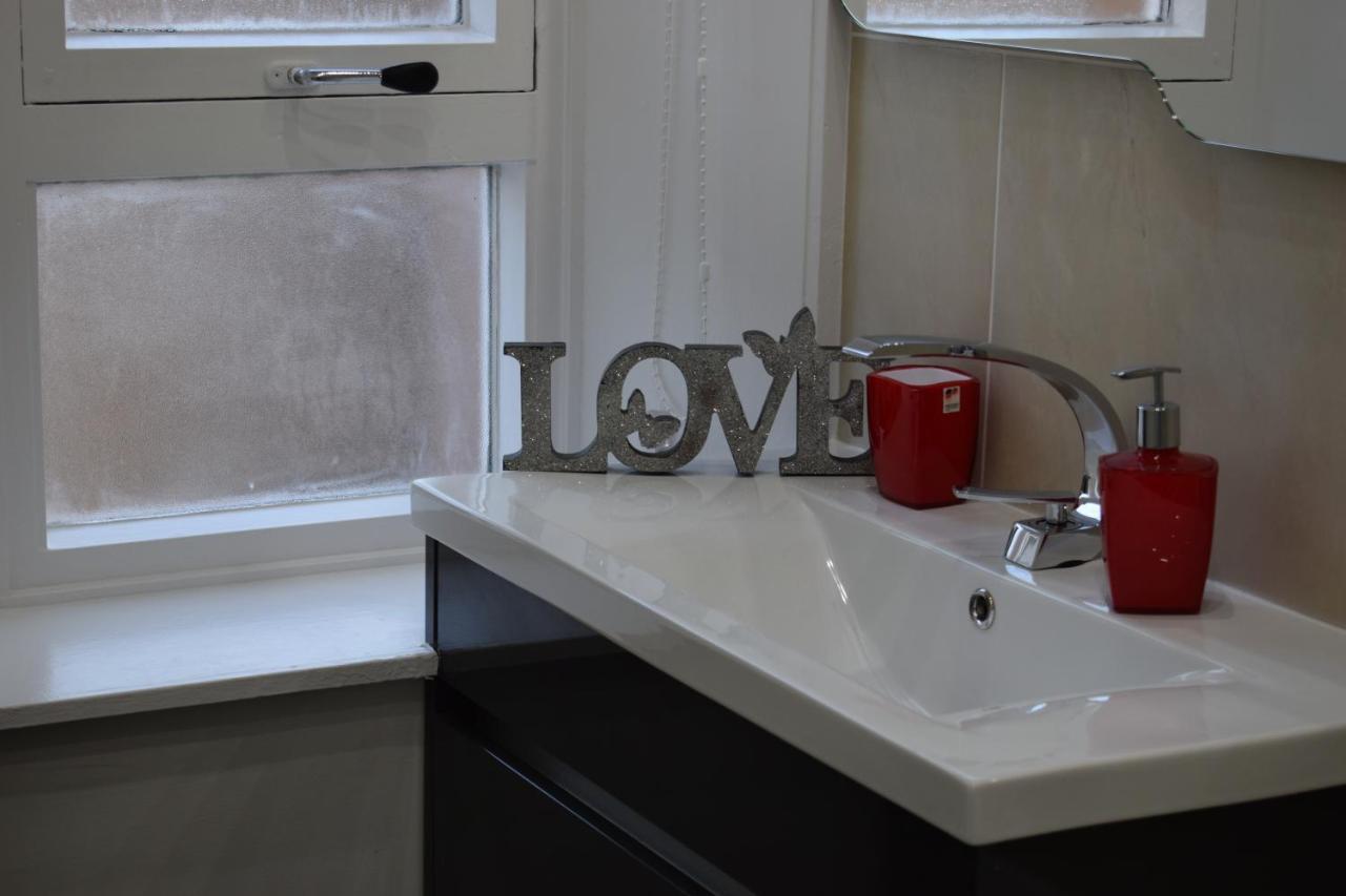 Glasgow Lovely Apartment D&N Luaran gambar